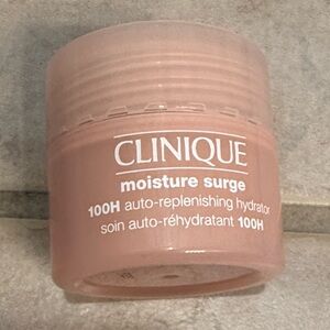 🆕Clinique Moisture Surge 100H in Soft Pink Jar🆕